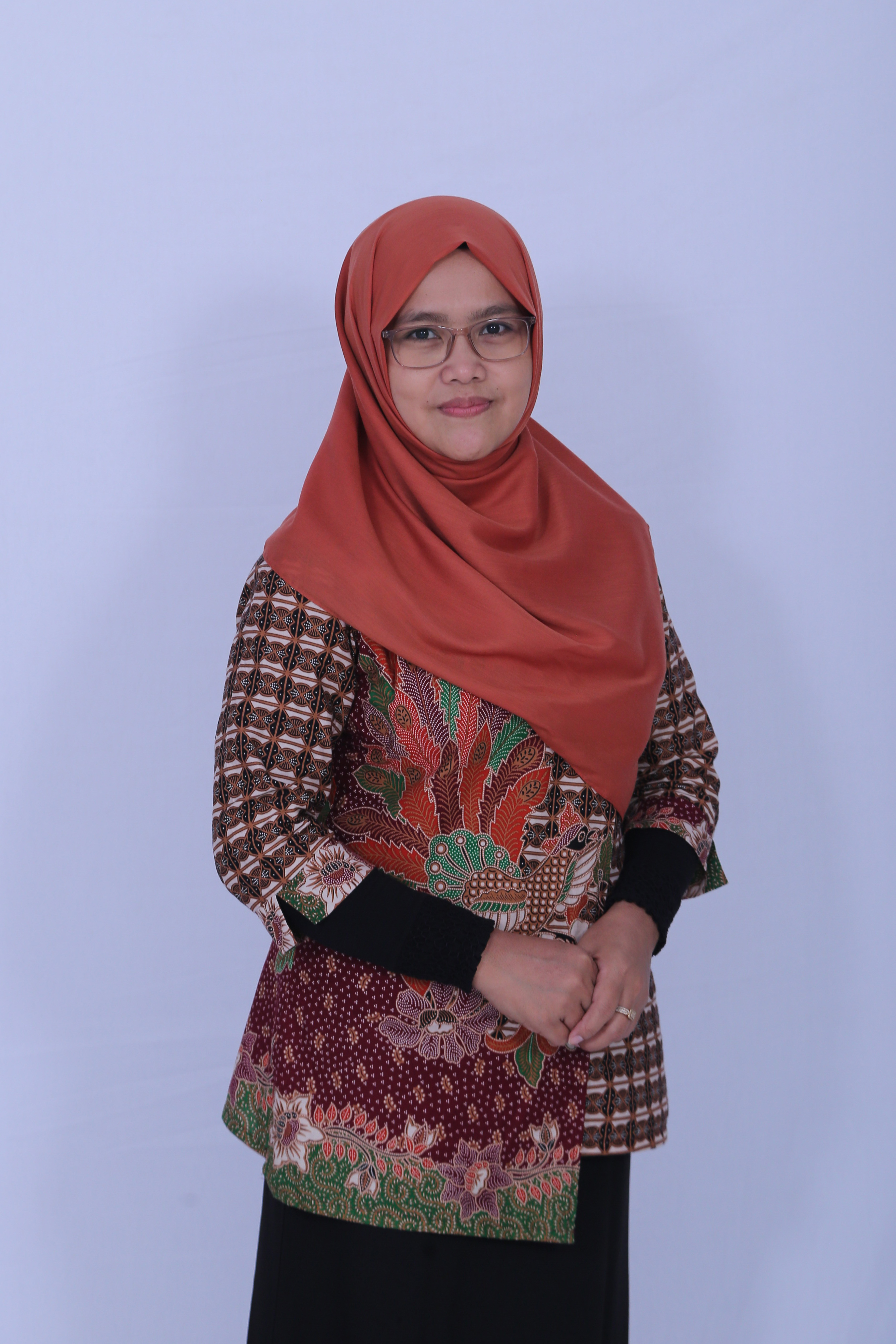 Ani Hanisah, S.I.Kom